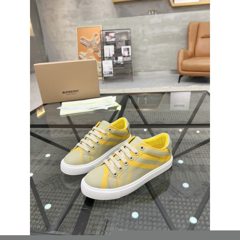 B**rry sneakers